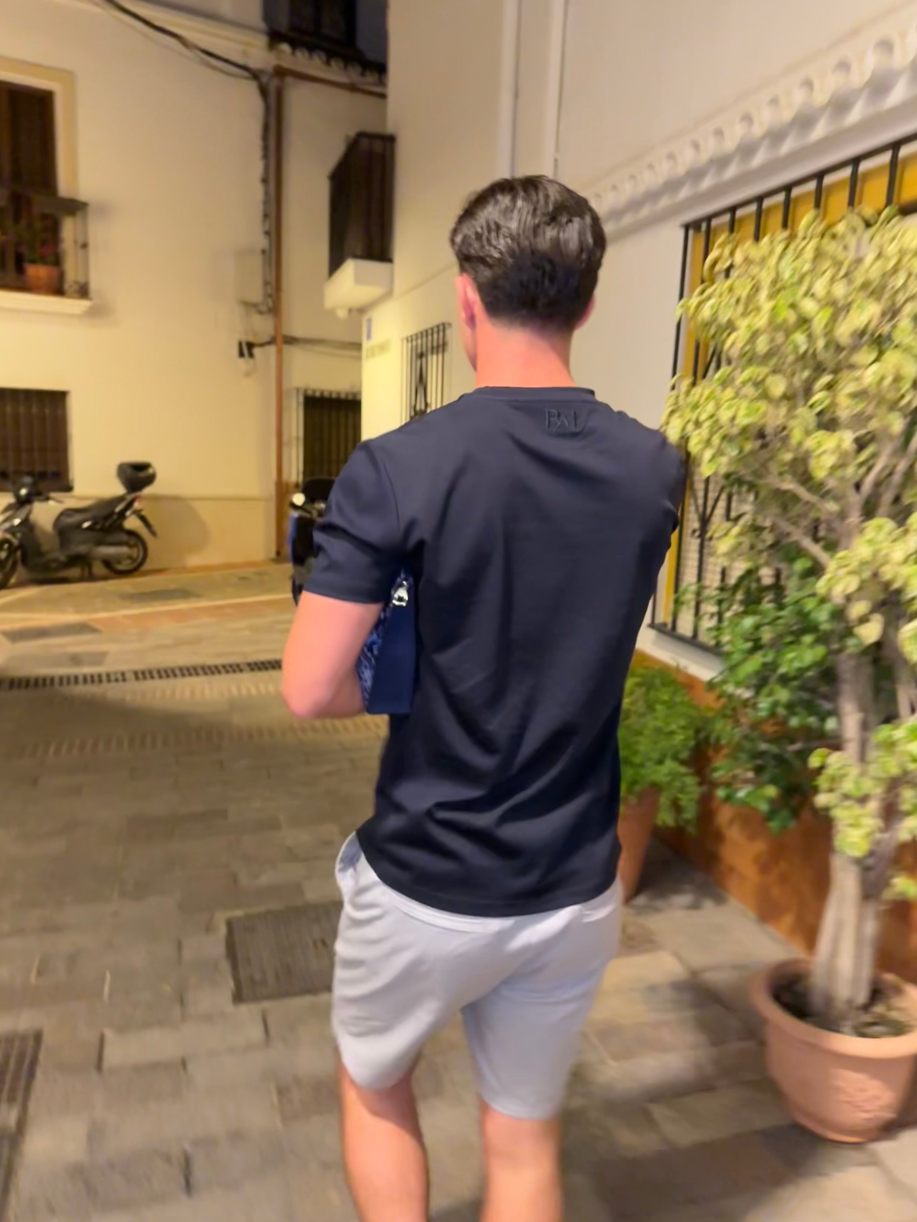 BM Classic T-Shirt – Navy