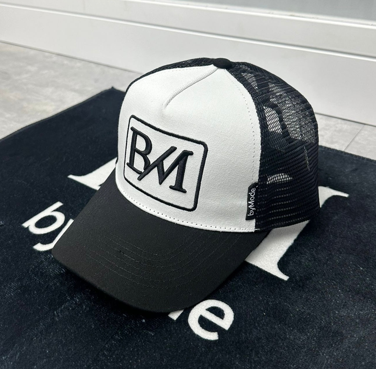 3D BM CAP - BLACK/WHITE